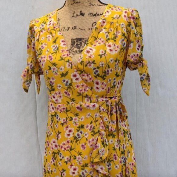 DRESS | Francesca's | Size - Picture 6 of 7